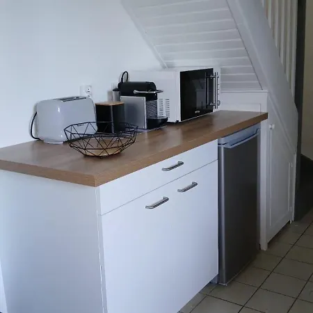 Maison Avec Jardin- A 3' Du *